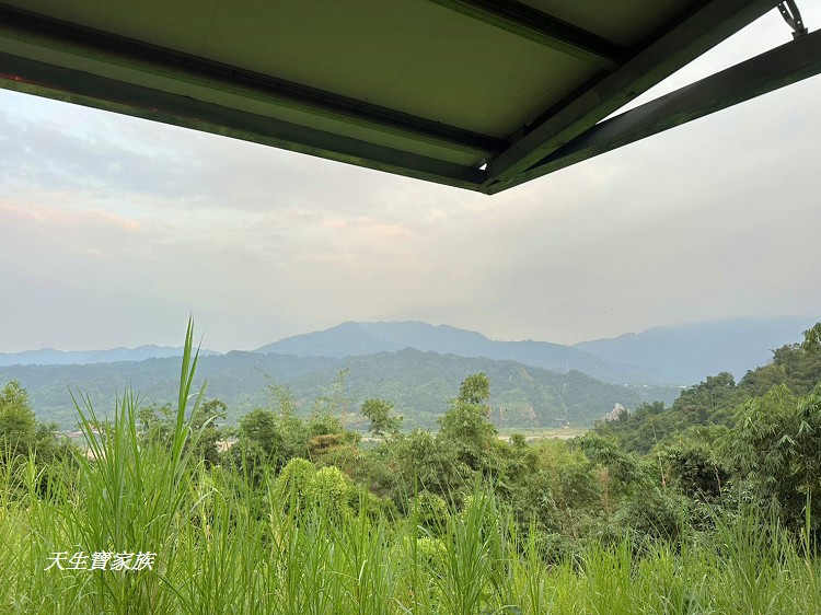 竹山景點、南投竹山山邊嶺土地公廟、山邊嶺土地公廟、山邊嶺土地公、山邊嶺土地公地址、山邊嶺土地公評論