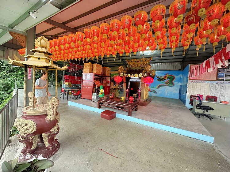 竹山景點、南投竹山山邊嶺土地公廟、山邊嶺土地公廟、山邊嶺土地公、山邊嶺土地公地址、山邊嶺土地公評論