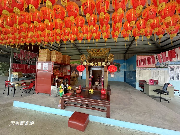 竹山景點、南投竹山山邊嶺土地公廟、山邊嶺土地公廟、山邊嶺土地公、山邊嶺土地公地址、山邊嶺土地公評論