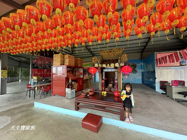 竹山景點、南投竹山山邊嶺土地公廟、山邊嶺土地公廟、山邊嶺土地公、山邊嶺土地公地址、山邊嶺土地公評論