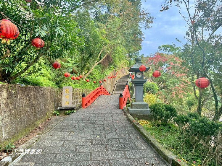 新北市景點、汐止景點、拱北殿、拱北殿步道、拱北殿賞楓時間、汐止拱北殿怎麼去、拱北殿一日遊、拱北殿即時影像 新北市景點、汐止景點、拱北殿、拱北殿步道、拱北殿賞楓時間、汐止拱北殿怎麼去、拱北殿一日遊、拱北殿即時影像