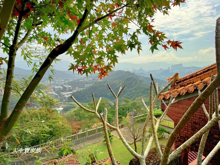 新北市景點、汐止景點、拱北殿、拱北殿步道、拱北殿賞楓時間、汐止拱北殿怎麼去、拱北殿一日遊、拱北殿即時影像 新北市景點、汐止景點、拱北殿、拱北殿步道、拱北殿賞楓時間、汐止拱北殿怎麼去、拱北殿一日遊、拱北殿即時影像