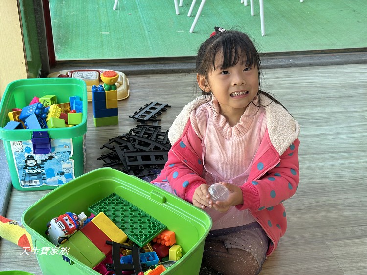 中部露營車住宿,南部露營車住宿,嘉義中埔,嘉義渡假農場,嘉義親子露營,嘉義露營免裝備,嘉義露營推薦,嘉義露營歸樸森活,親子景點,親子渡假村,詩情花園城堡,詩情花園渡假村,詩情花園渡假村ptt,詩情花園渡假村團購,詩情花園渡假村烤肉,詩情花園渡假村的圖片,詩情花園渡假村訂房,詩情花園渡假村附近景點,詩情花園渡假村露營車－阿里山下,詩情花園烤肉,雲林露營車,露營車住宿