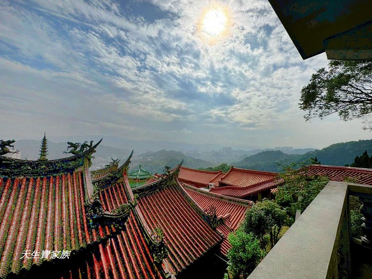 新北市景點、汐止景點、拱北殿、拱北殿步道、拱北殿賞楓時間、汐止拱北殿怎麼去、拱北殿一日遊、拱北殿即時影像 新北市景點、汐止景點、拱北殿、拱北殿步道、拱北殿賞楓時間、汐止拱北殿怎麼去、拱北殿一日遊、拱北殿即時影像