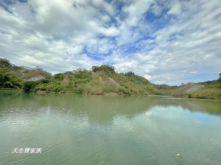 台南龍崎、牛埔泥岩水土保持教學園區、牛埔夢幻湖、台南秘境、龍崎景點、牛埔泥岩水土保持教學園區門票、牛埔泥岩水土保持教學園區相 台南龍崎、牛埔泥岩水土保持教學園區、牛埔夢幻湖、台南秘境、龍崎景點、牛埔泥岩水土保持教學園區門票、牛埔泥岩水土保持教學園區相