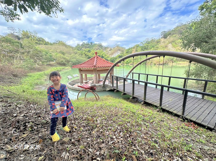 台南龍崎、牛埔泥岩水土保持教學園區、牛埔夢幻湖、台南秘境、龍崎景點、牛埔泥岩水土保持教學園區門票、牛埔泥岩水土保持教學園區相 台南龍崎、牛埔泥岩水土保持教學園區、牛埔夢幻湖、台南秘境、龍崎景點、牛埔泥岩水土保持教學園區門票、牛埔泥岩水土保持教學園區相