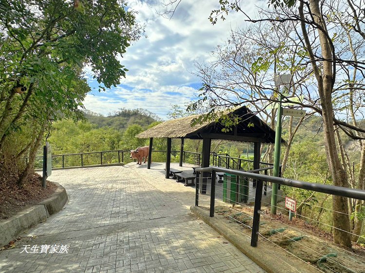 台南龍崎、牛埔泥岩水土保持教學園區、牛埔夢幻湖、台南秘境、龍崎景點、牛埔泥岩水土保持教學園區門票、牛埔泥岩水土保持教學園區相 台南龍崎、牛埔泥岩水土保持教學園區、牛埔夢幻湖、台南秘境、龍崎景點、牛埔泥岩水土保持教學園區門票、牛埔泥岩水土保持教學園區相