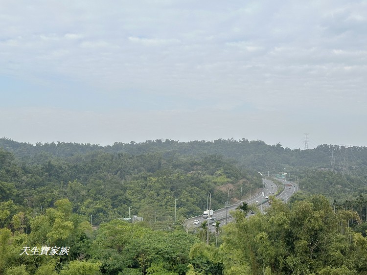 仁義潭南恩禪寺 (戴墨鏡濟公禪師）、南恩禪寺的圖片、南恩禪寺金牌、仁義潭南恩禪寺戴墨鏡濟公