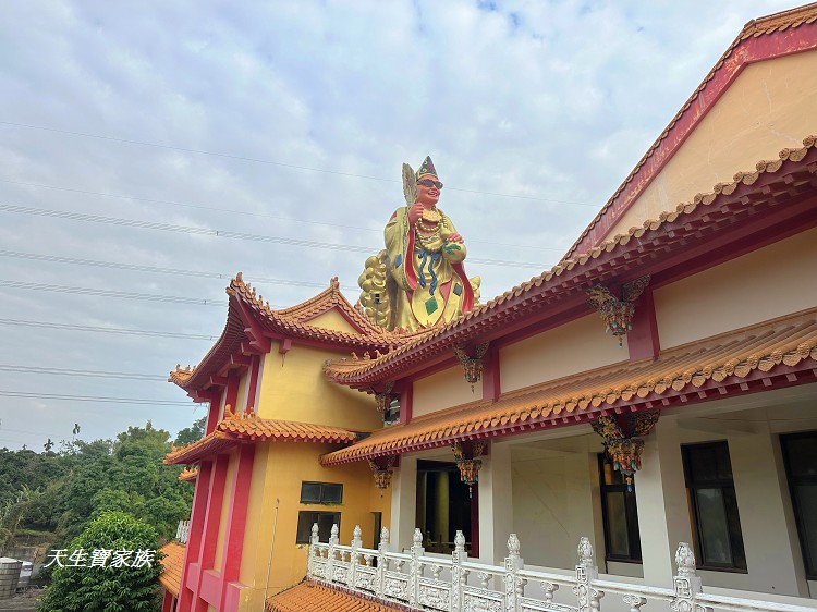 仁義潭南恩禪寺 (戴墨鏡濟公禪師）、南恩禪寺的圖片、南恩禪寺金牌、仁義潭南恩禪寺戴墨鏡濟公