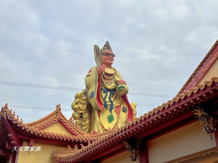 仁義潭南恩禪寺 (戴墨鏡濟公禪師）、南恩禪寺的圖片、南恩禪寺金牌、仁義潭南恩禪寺戴墨鏡濟公