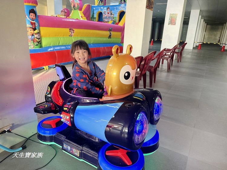 仁義潭南恩禪寺 (戴墨鏡濟公禪師）、南恩禪寺的圖片、南恩禪寺金牌、仁義潭南恩禪寺戴墨鏡濟公