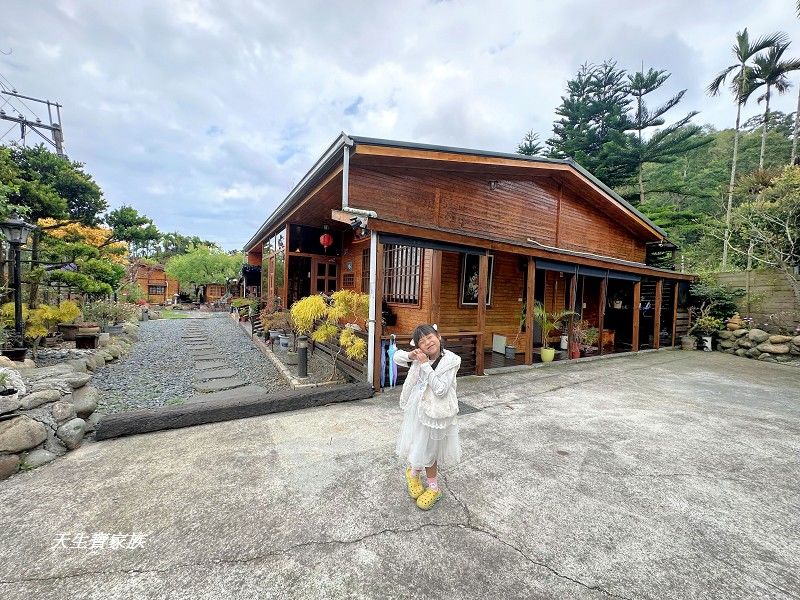 溪頭紅瓣天民宿、溪頭紅瓣天、小半天民宿推薦、溪頭小半天民宿、溪頭紅瓣天民宿價格、溪頭紅瓣天民宿評論