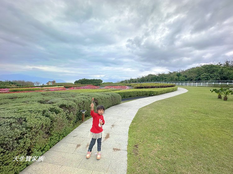 曼波海洋生態休閒園區、四八高地戰備坑道、花蓮農好基地、岸上的曼波魚、青石巖座、四八高地瞭望台、七星潭海岸斷面樁UA24