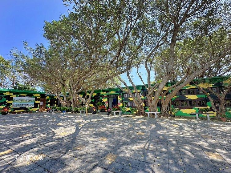 曼波海洋生態休閒園區、四八高地戰備坑道、花蓮農好基地、岸上的曼波魚、青石巖座、四八高地瞭望台、七星潭海岸斷面樁UA24