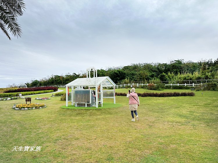 曼波海洋生態休閒園區、四八高地戰備坑道、花蓮農好基地、岸上的曼波魚、青石巖座、四八高地瞭望台、七星潭海岸斷面樁UA24