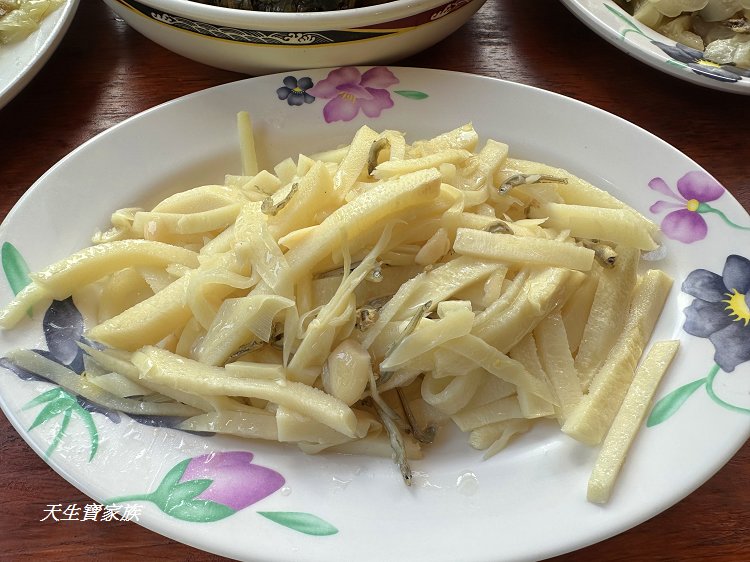 溪頭阿鴻餐廳,溪頭阿成小吃,阿鴻料理,阿鴻料理的菜單,阿鴻料理的評論,