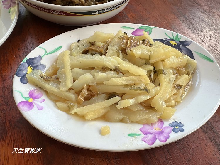 溪頭阿鴻餐廳,溪頭阿成小吃,阿鴻料理,阿鴻料理的菜單,阿鴻料理的評論,