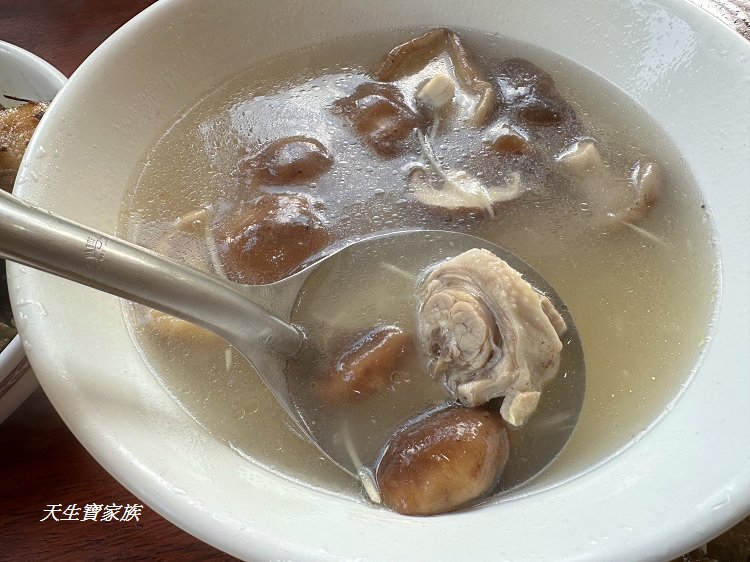 溪頭阿鴻餐廳,溪頭阿成小吃,阿鴻料理,阿鴻料理的菜單,阿鴻料理的評論,