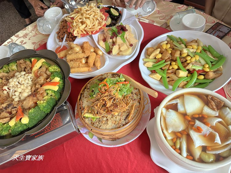 網站近期文章：南投素食外燴｜科達素齋 到府辦桌，現場料理熱呼呼上桌～澎湃素宴菜色豐盛